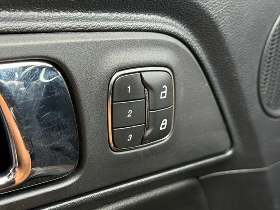 2015 Ford S550 Mustang - Image 18 of 20
