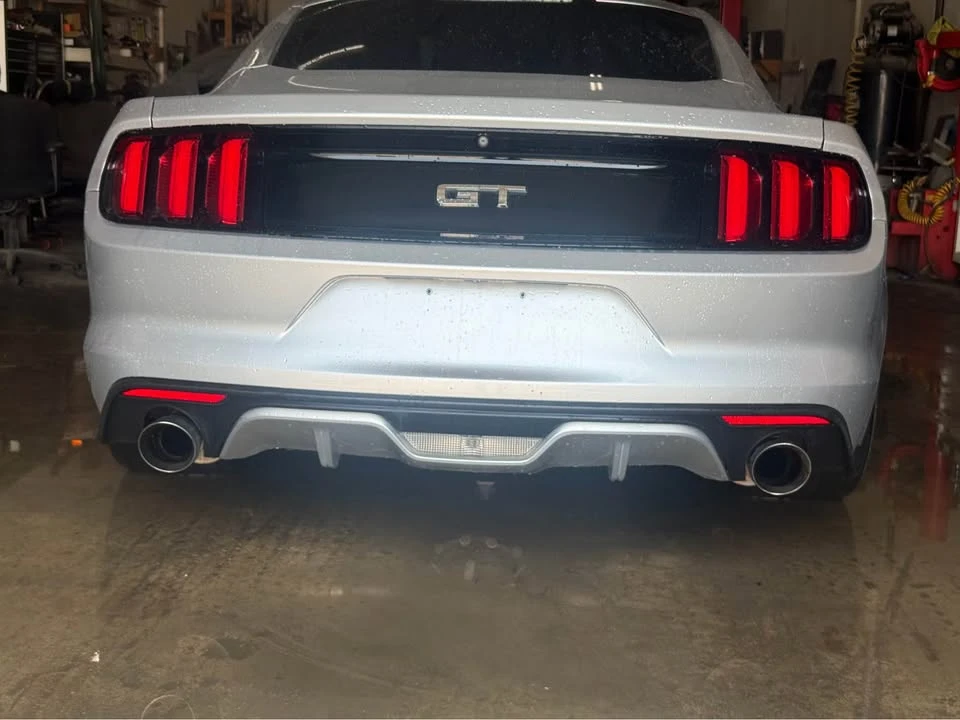 2015 Ford S550 Mustang - Image 2 of 10