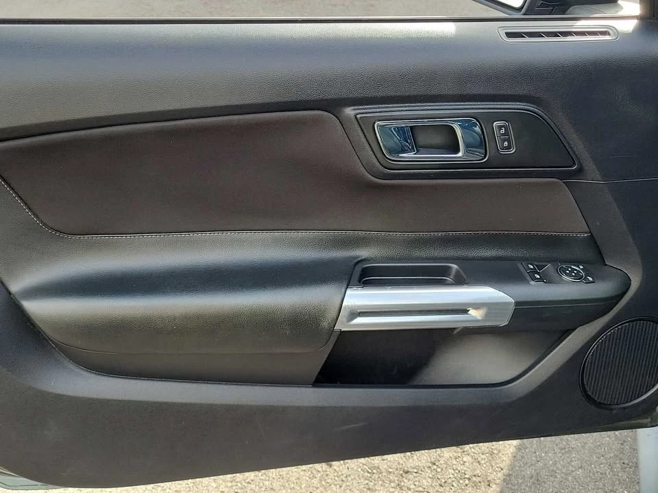 2015 Ford S550 Mustang - Image 9 of 18