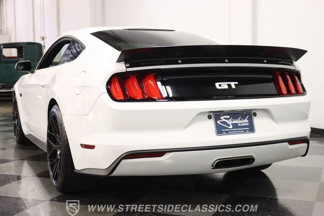 2015 Ford S550 Mustang - Image 11 of 21