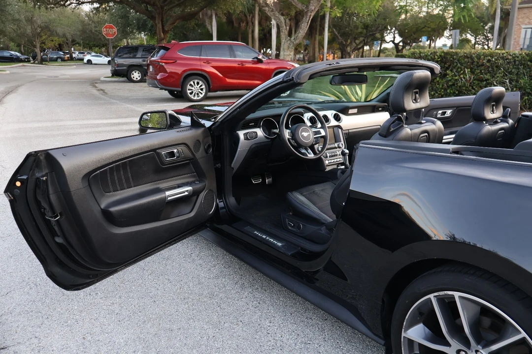 2015 Ford S550 Mustang - Image 3 of 11