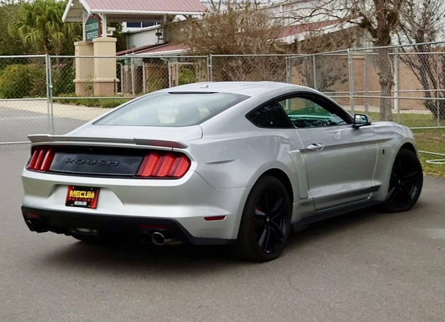2015 Ford S550 Mustang - Image 2 of 31