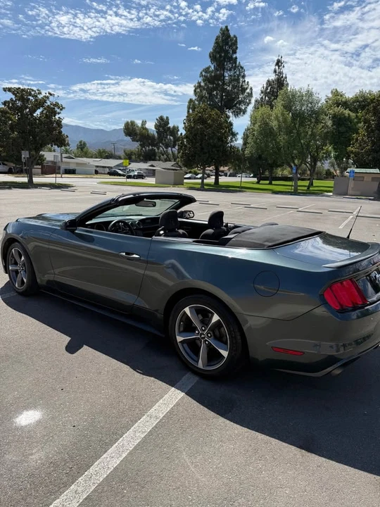 2015 Ford S550 Mustang - Image 2 of 7