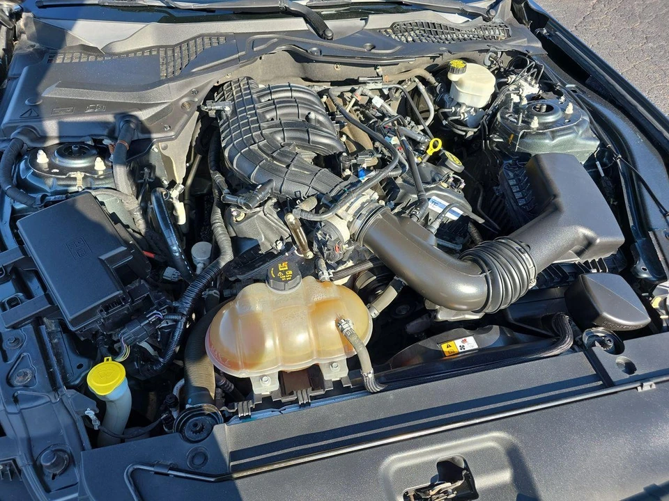 2015 Ford S550 Mustang - Image 13 of 21