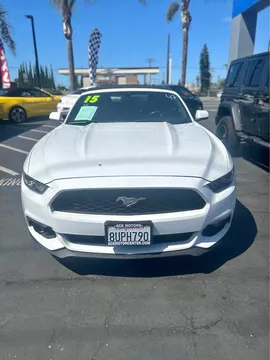 2015 Ford Mustang V6 Convertible
