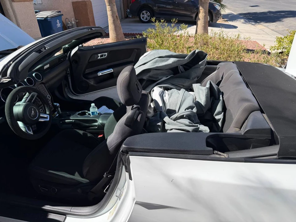 2015 Ford S550 Mustang - Image 9 of 16