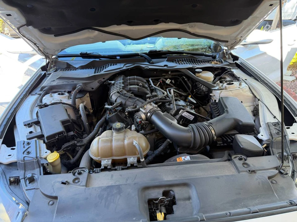 2015 Ford S550 Mustang - Image 8 of 16