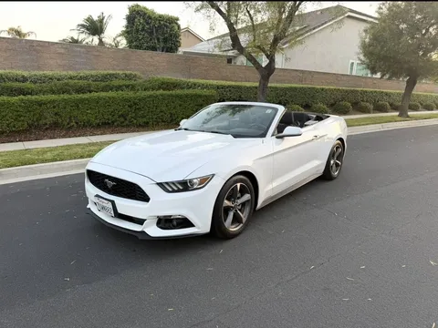 2015 Ford Mustang V6 Convertible