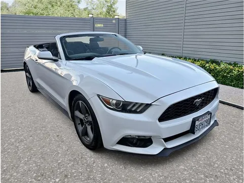 2015 Ford Mustang V6 Convertible