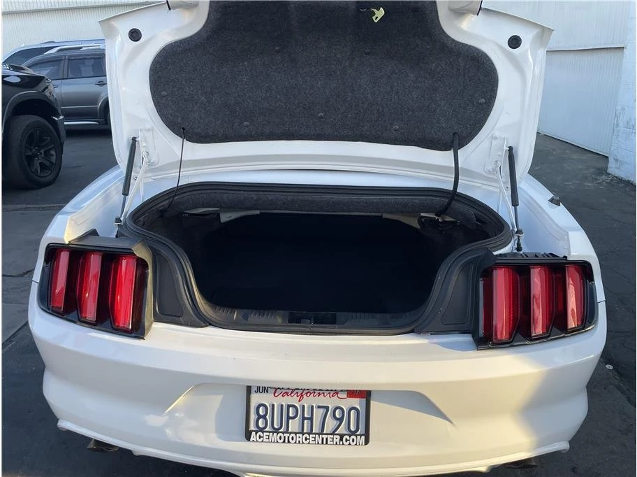 2015 Ford S550 Mustang - Image 13 of 19