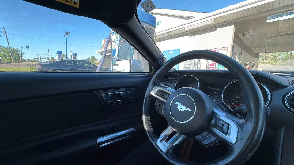 2015 Ford S550 Mustang - Image 11 of 16