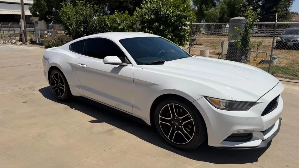 2015 Ford S550 Mustang - Image 2 of 11