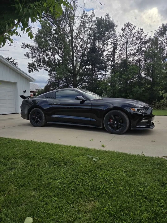 2015 Ford S550 Mustang - Image 2 of 10