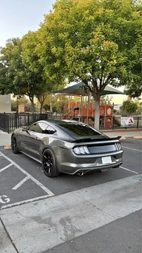 2015 Ford Mustang V6 Coupe 2D