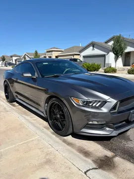 2015 Ford Mustang V6 Coupe 2D
