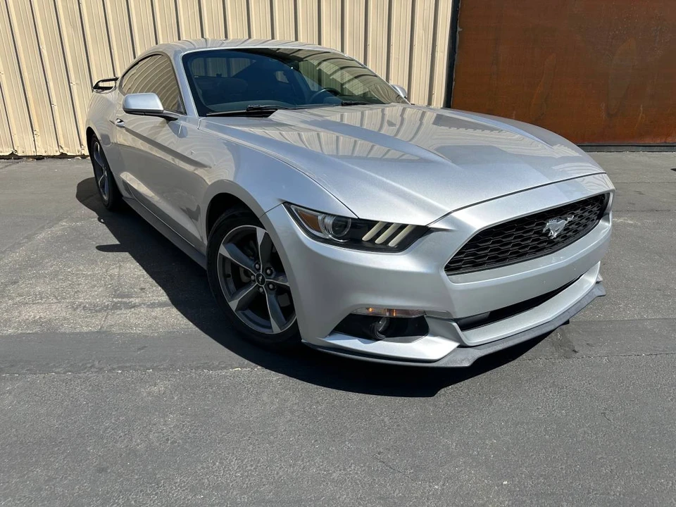 2015 Ford S550 Mustang - Image 2 of 9