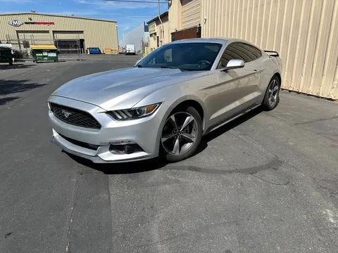 2015 Ford Mustang V6