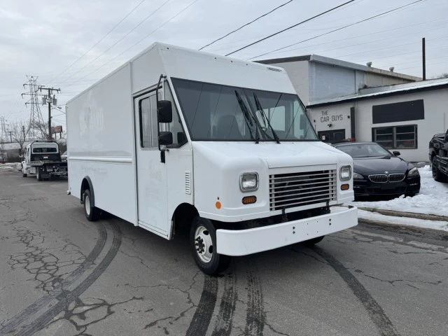 2015 Ford Econoline Van - Image 3 of 13