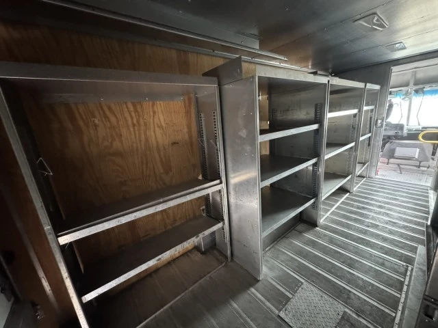 2015 Ford Econoline Van - Image 11 of 13
