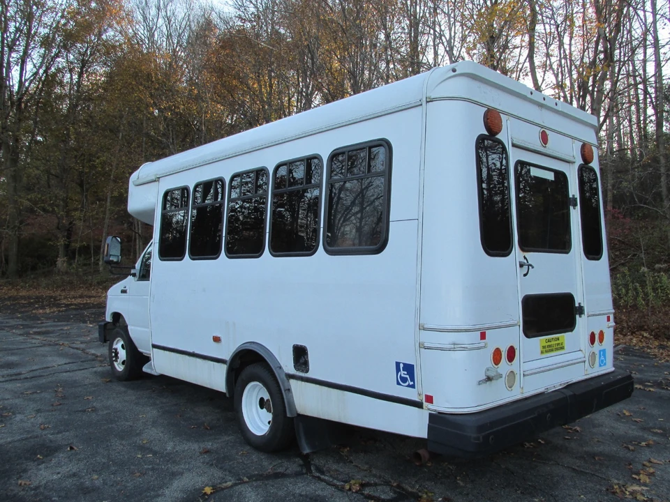2015 Ford Econoline Van - Image 3 of 21