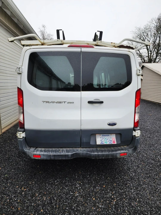 2015 Ford Transit - Image 2 of 8