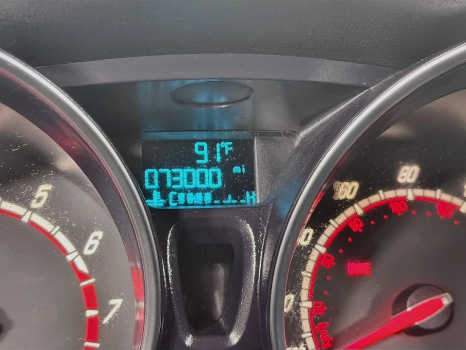 2015 Ford Fiesta - Image 16 of 27