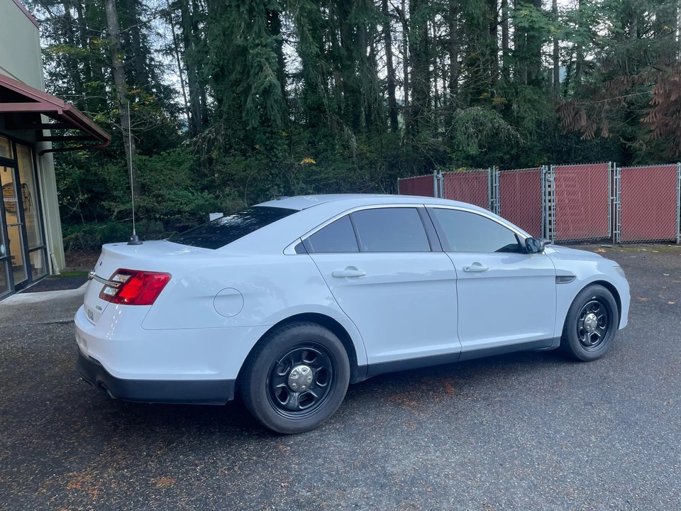 2015 Ford Taurus 6th Gen - Image 12 of 31