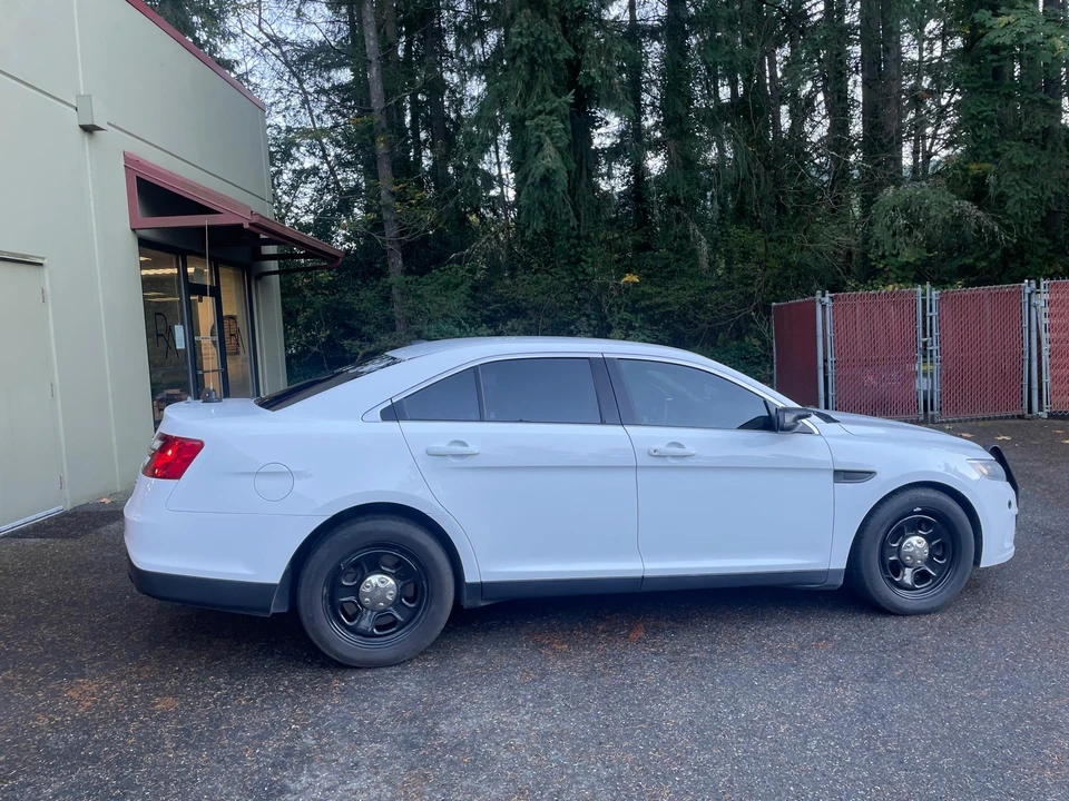 2015 Ford Taurus 6th Gen - Image 11 of 31