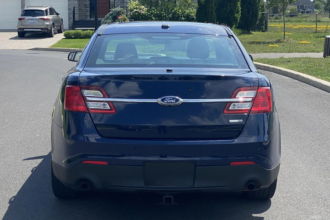 2015 Ford Taurus 6th Gen - Image 5 of 5