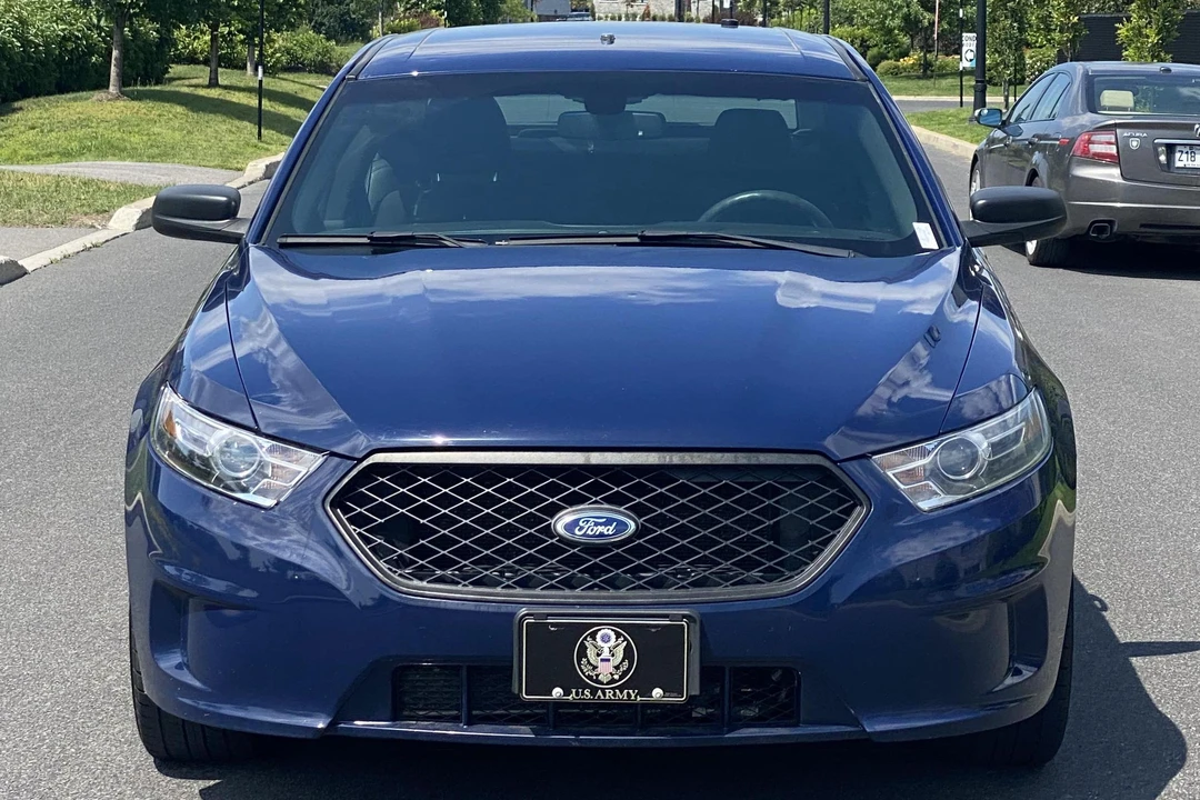 2015 Ford Taurus 6th Gen - Image 2 of 5