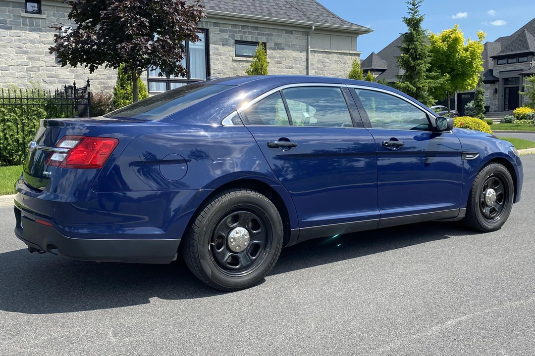 2015 Ford Taurus 6th Gen - Image 4 of 5