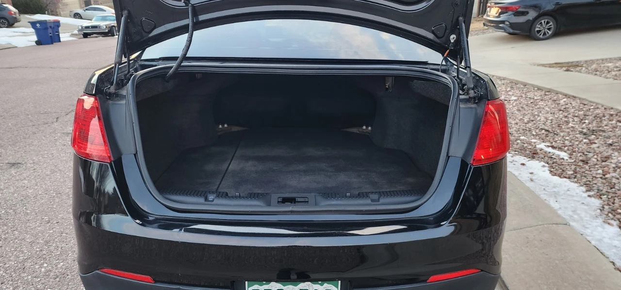 2015 Ford Taurus 6th Gen - Image 14 of 17
