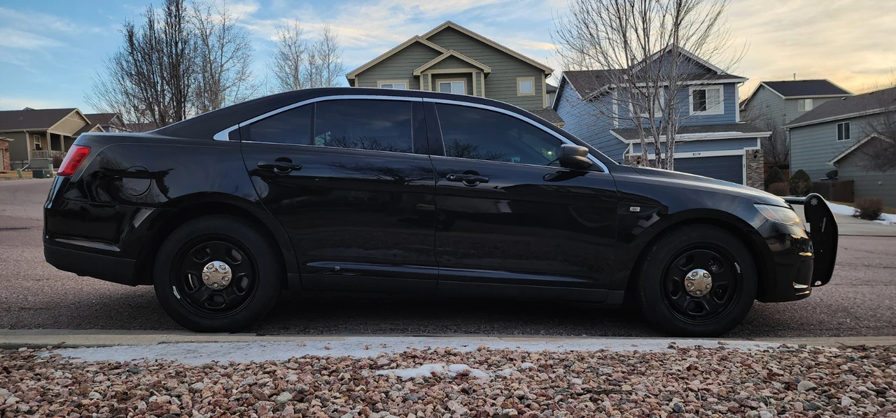 2015 Ford Taurus 6th Gen - Image 5 of 17