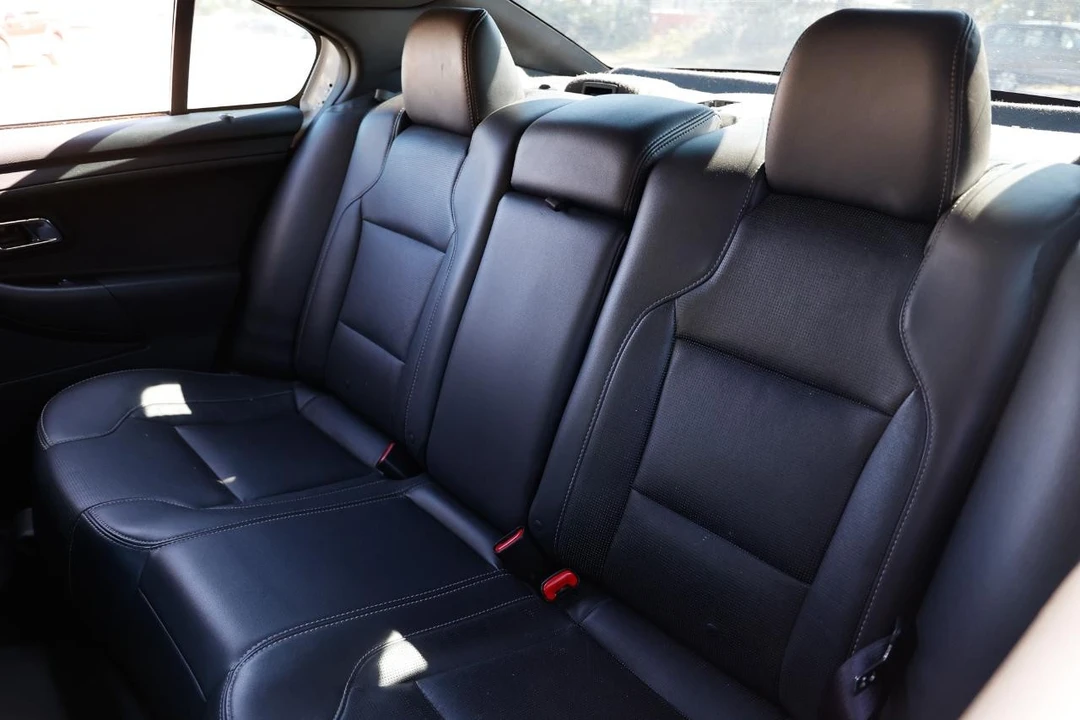 2015 Ford Taurus 6th Gen - Image 8 of 21