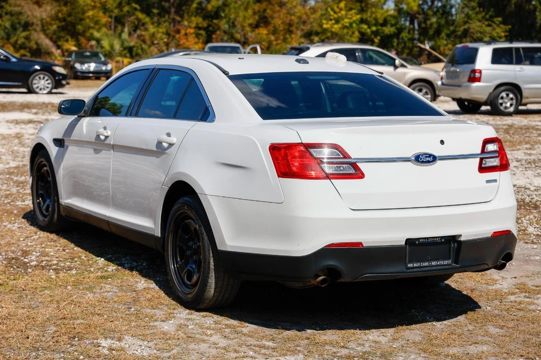 2015 Ford Taurus 6th Gen - Image 5 of 21