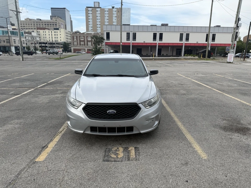 2015 Ford Taurus - Image 3 of 17