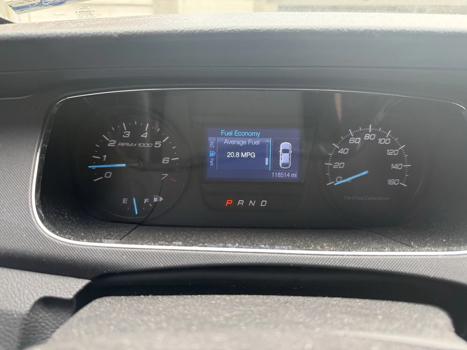 2015 Ford Taurus - Image 15 of 17