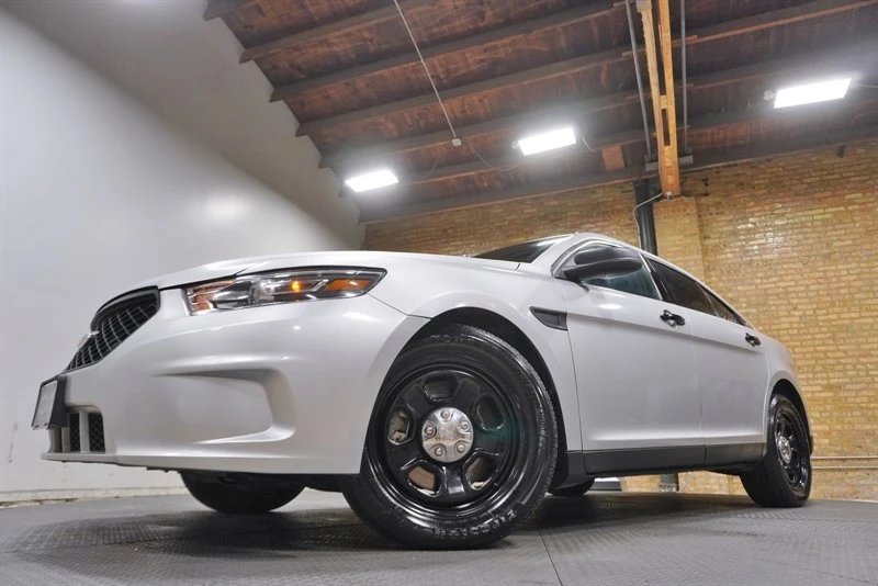 2015 Ford Taurus 6th Gen - Image 3 of 21