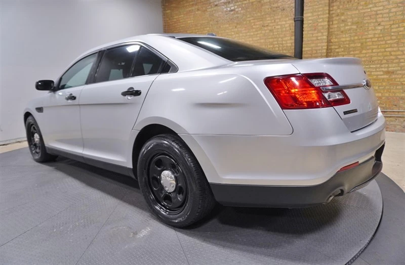 2015 Ford Taurus 6th Gen - Image 16 of 21