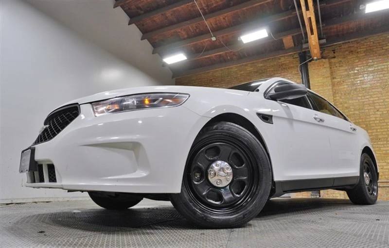 2015 Ford Taurus 6th Gen - Image 3 of 12