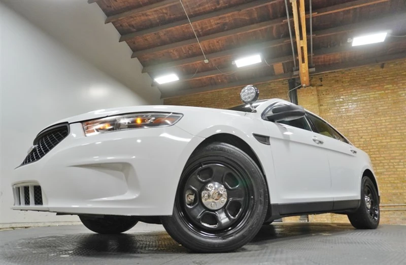 2015 Ford Taurus 6th Gen - Image 3 of 21