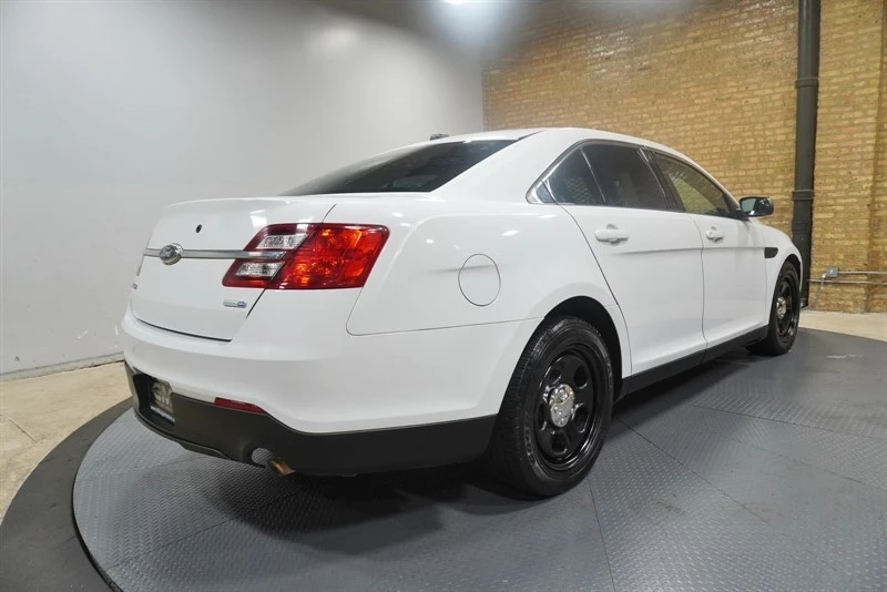 2015 Ford Taurus 6th Gen - Image 10 of 21