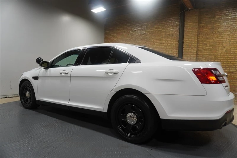 2015 Ford Taurus 6th Gen - Image 17 of 21