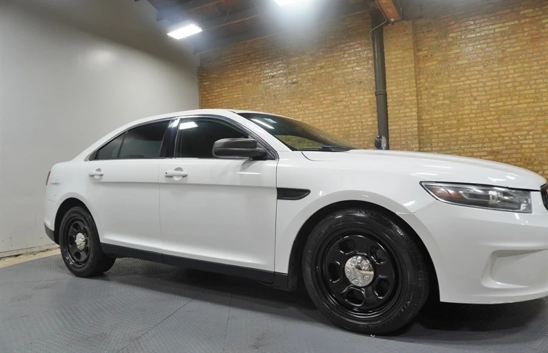 2015 Ford Taurus 6th Gen - Image 8 of 21