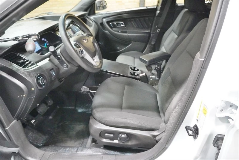 2015 Ford Taurus 6th Gen - Image 23 of 31