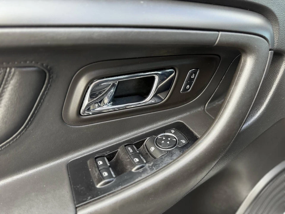 2015 Ford Taurus 6th Gen - Image 13 of 21