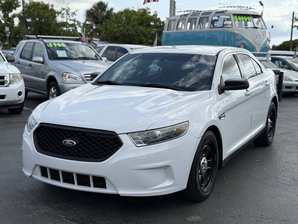 2015 Ford Taurus 6th Gen - Image 2 of 21