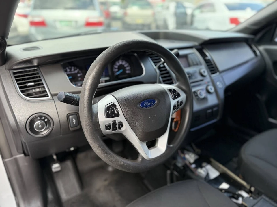 2015 Ford Taurus 6th Gen - Image 16 of 21