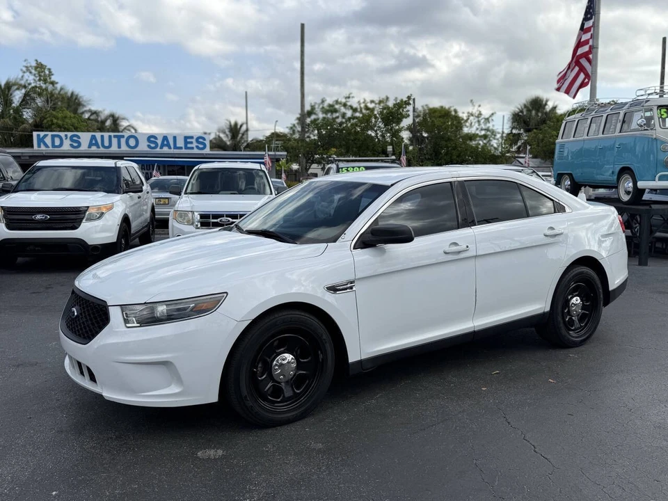 2015 Ford Taurus 6th Gen - Image 3 of 21