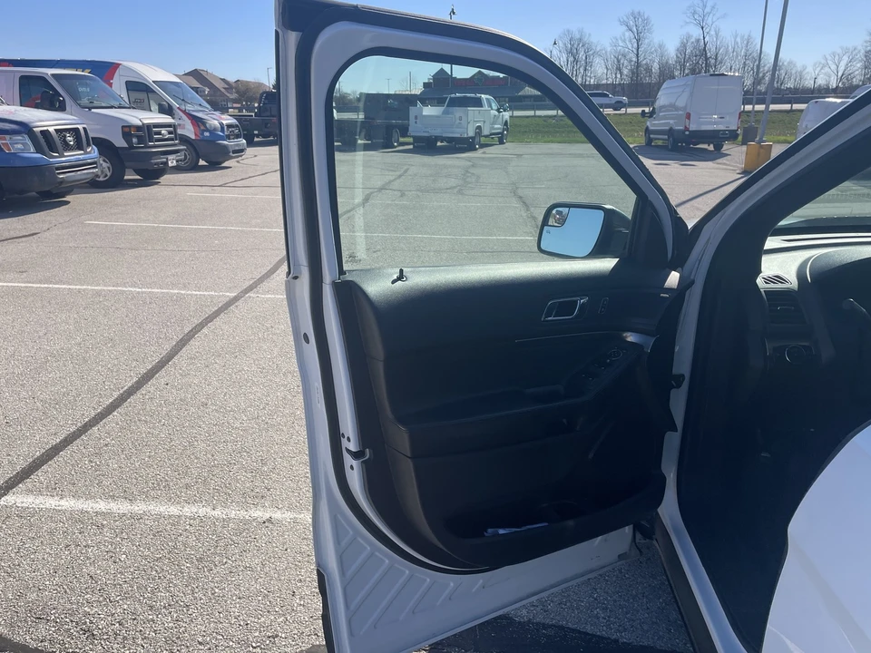 2015 Ford Explorer 5th Gen - Image 18 of 21